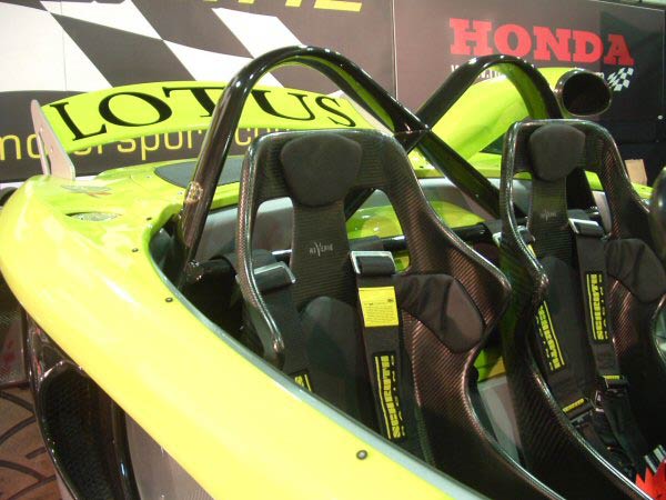 XC narrow drivers seat in 340R with Mulsanne C passenger seat & brushed nylon cushion kits