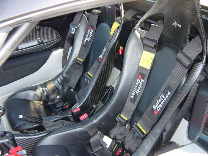 Lotus Fitment Seats Reverie