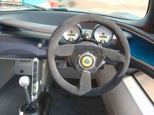 [MOMO] Eclipse (offset) with optional suede trim - Featured on a Lotus 340r (2)