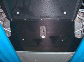 Standard width carbon mid floor with 2 Naca Ducts, standard width diffuser shown