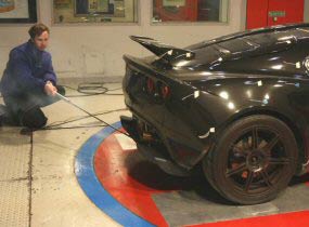 Good flow from no exhaust 111s type rear diffuser centre tunnel