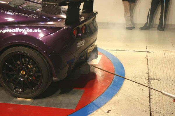 Poor flow from 111r type exhaust centre tunnel due to exhaust tip flow interference