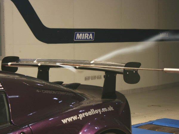 Air flow on high wing. Air flow smoke visualisation over wing with underside 223mm above rear clamshell deck