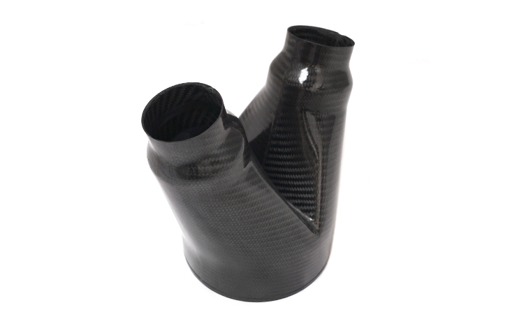 REVERIE Air Intake Duct Y Splitter - 152mm to 2 x 58mm Outlets, Carbon Fibre - R01SE0350