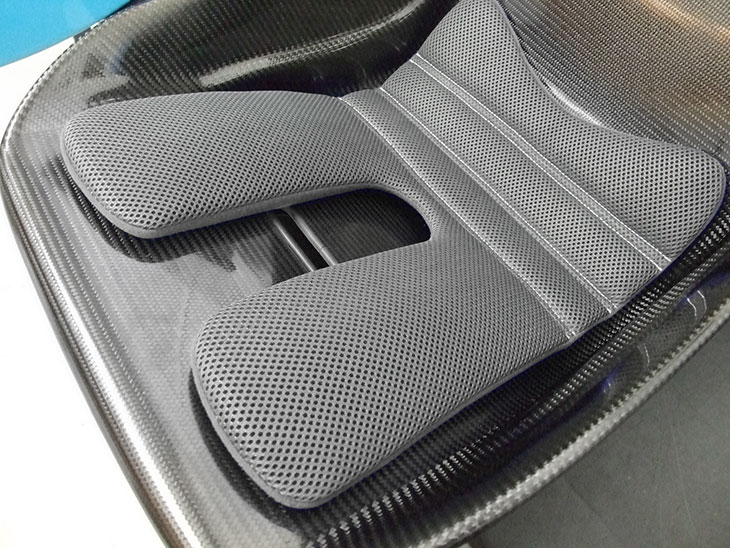 ReVerie Seat Cushion Kit (Wide) - FIA Spacer Fabric: Grey - R01SI6137G