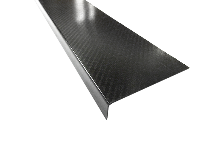 Carbon Fibre Angle, 90deg 1.8mm 100mm x 25mm x 1800mm - Double Gloss - R01SU0163