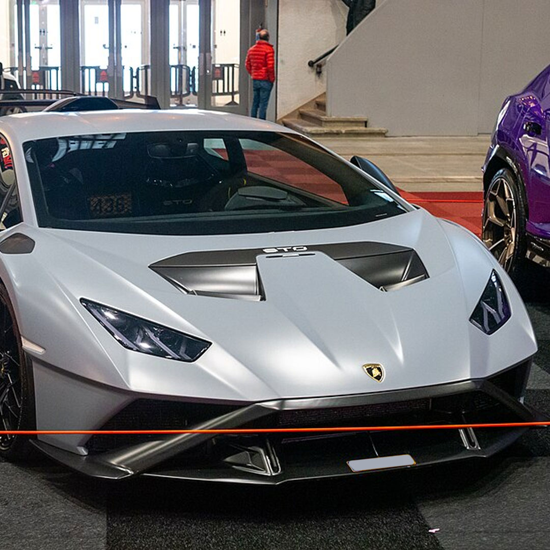 Lamborghini Carbon Repairs